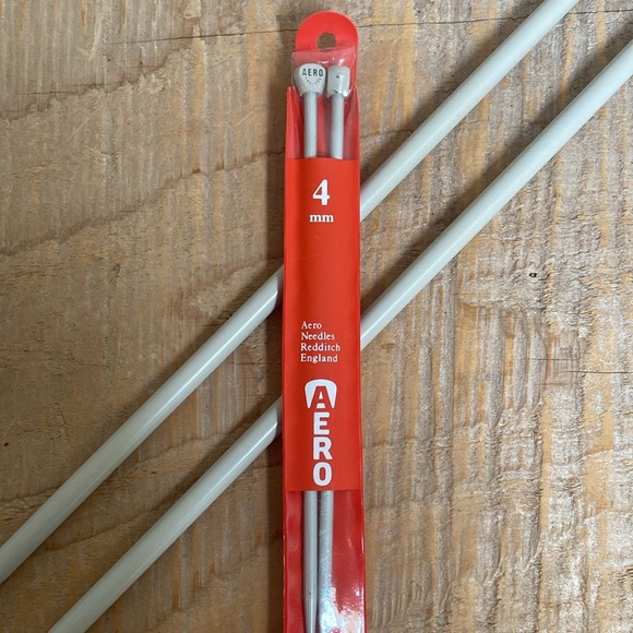 Knitting Needles - Picture 3 of 7